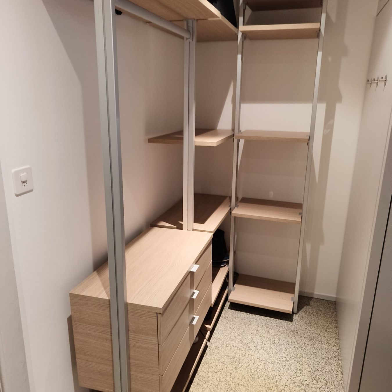 Armadi: Offener Kleiderschrank / Flexibles Regalsystem CLOS-IT – Usato da Zürich venduto da Clodiator 6
