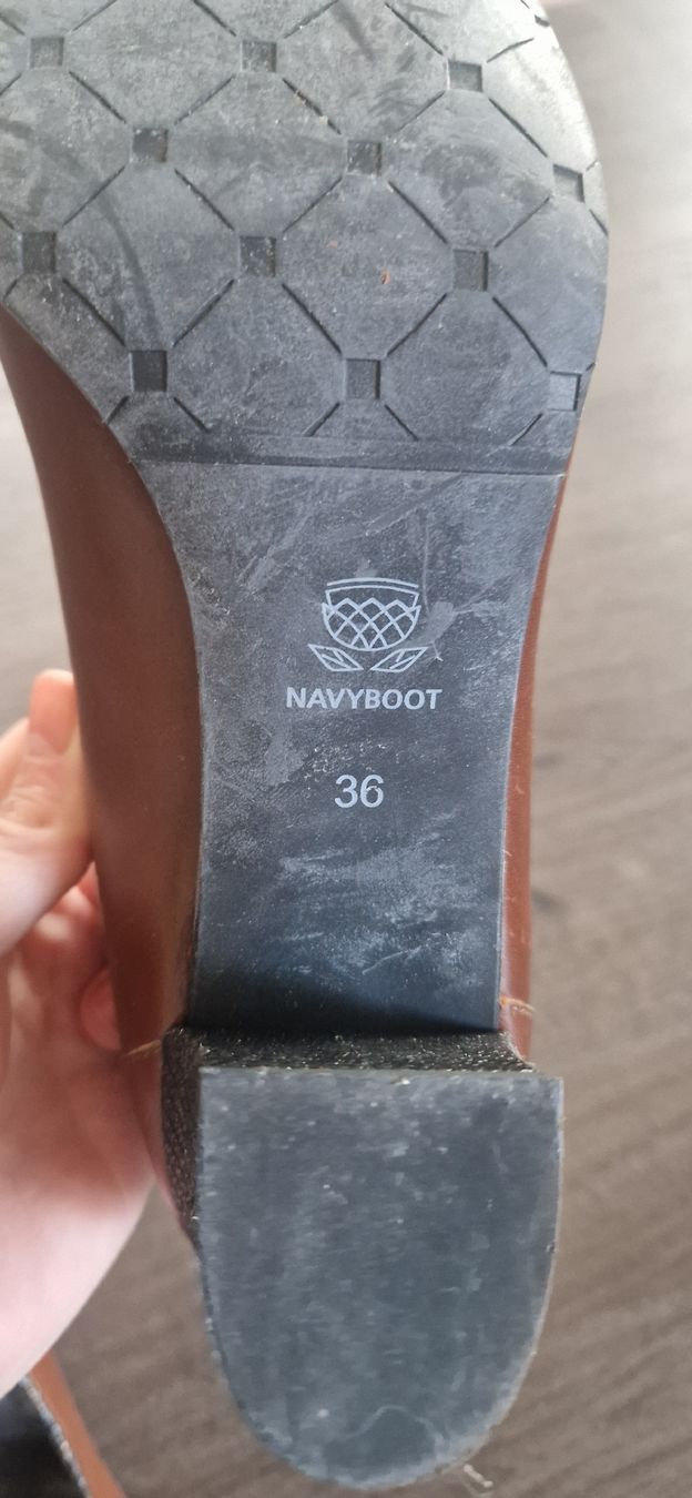 Navyboot Scarpe da donna: Schöne Pumps von Navyboot, Gr. 36 – Usato da Staufen venduto da Wilderkern 4
