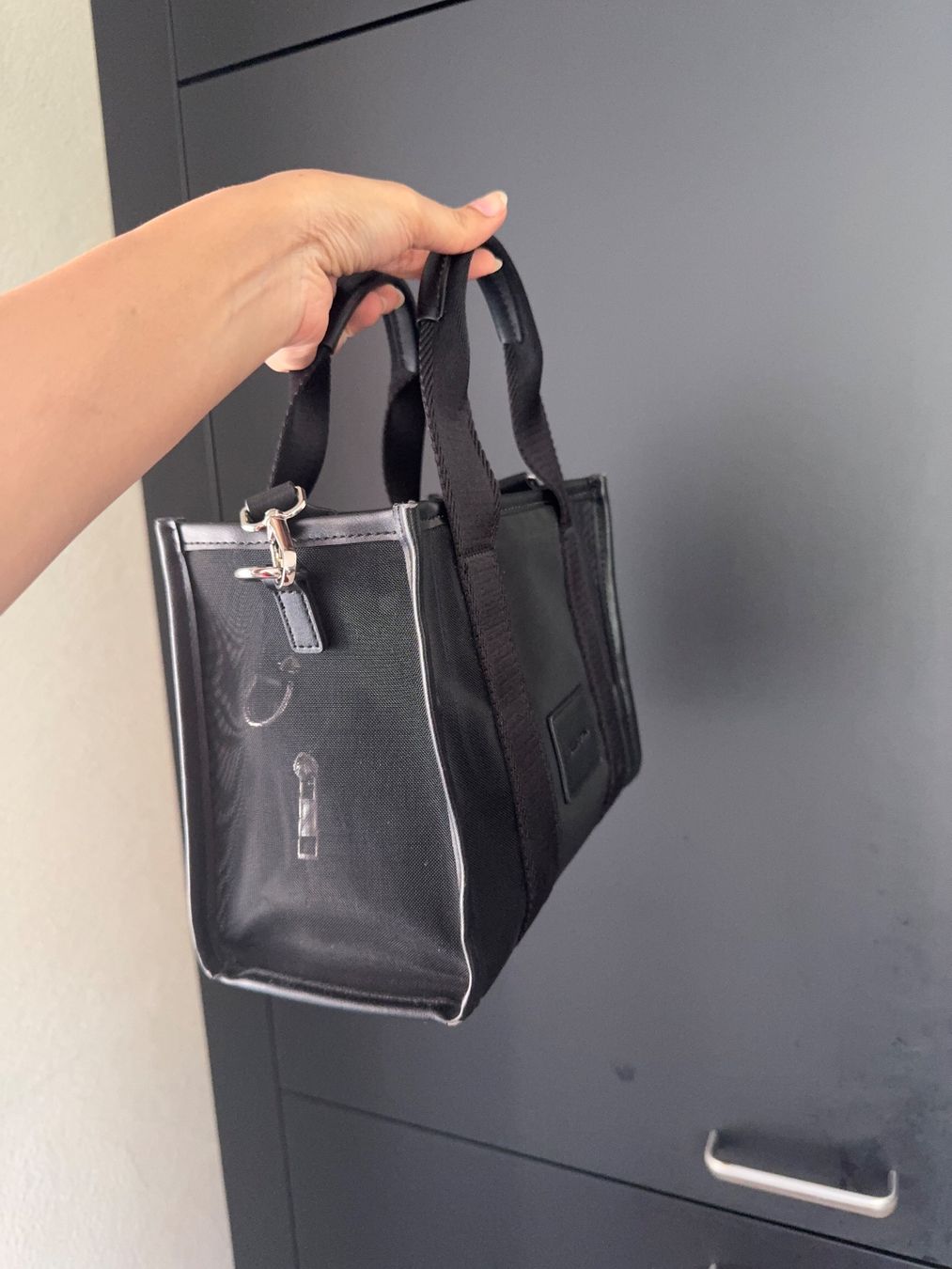 Borse da donna: Black shoulder bag – Usato da Zürich venduto da hal_2yzx 1