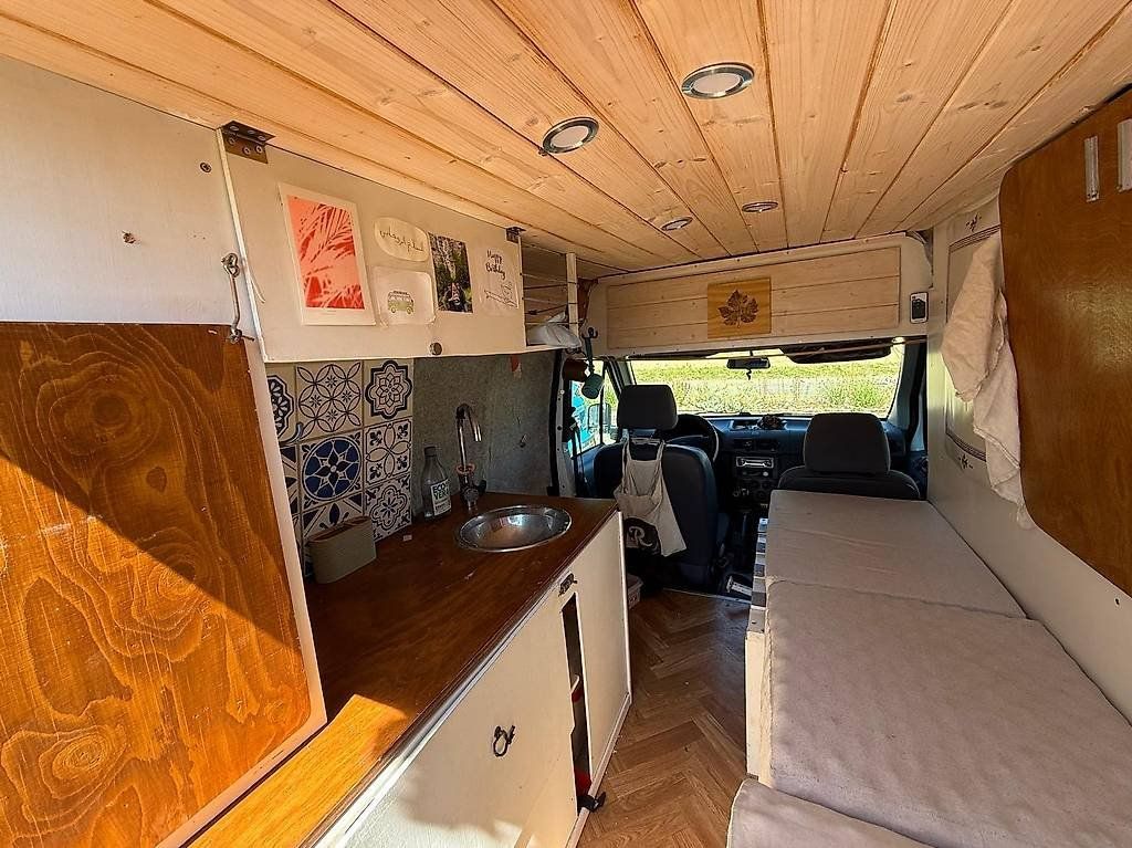 Ford Véhicules de camping: Mini-Camper Hobbit: Ein Raumwunder – D'occasion à Eppenberg par Henryman21 2
