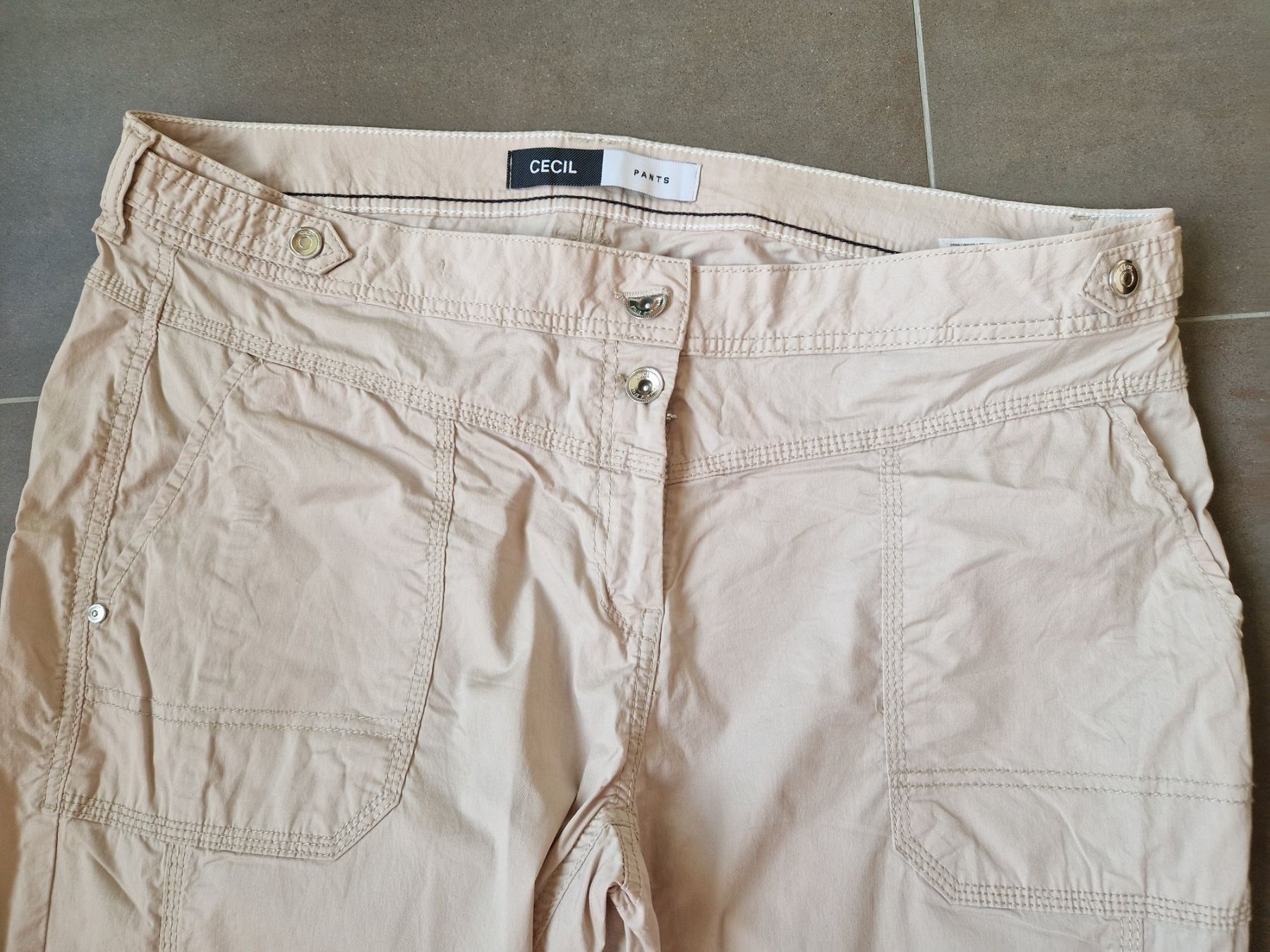 Cecil Hosen: Cecil 7/8 Hose 42/44 beige – Gebraucht aus Lichtensteig von Cocabana_16 1