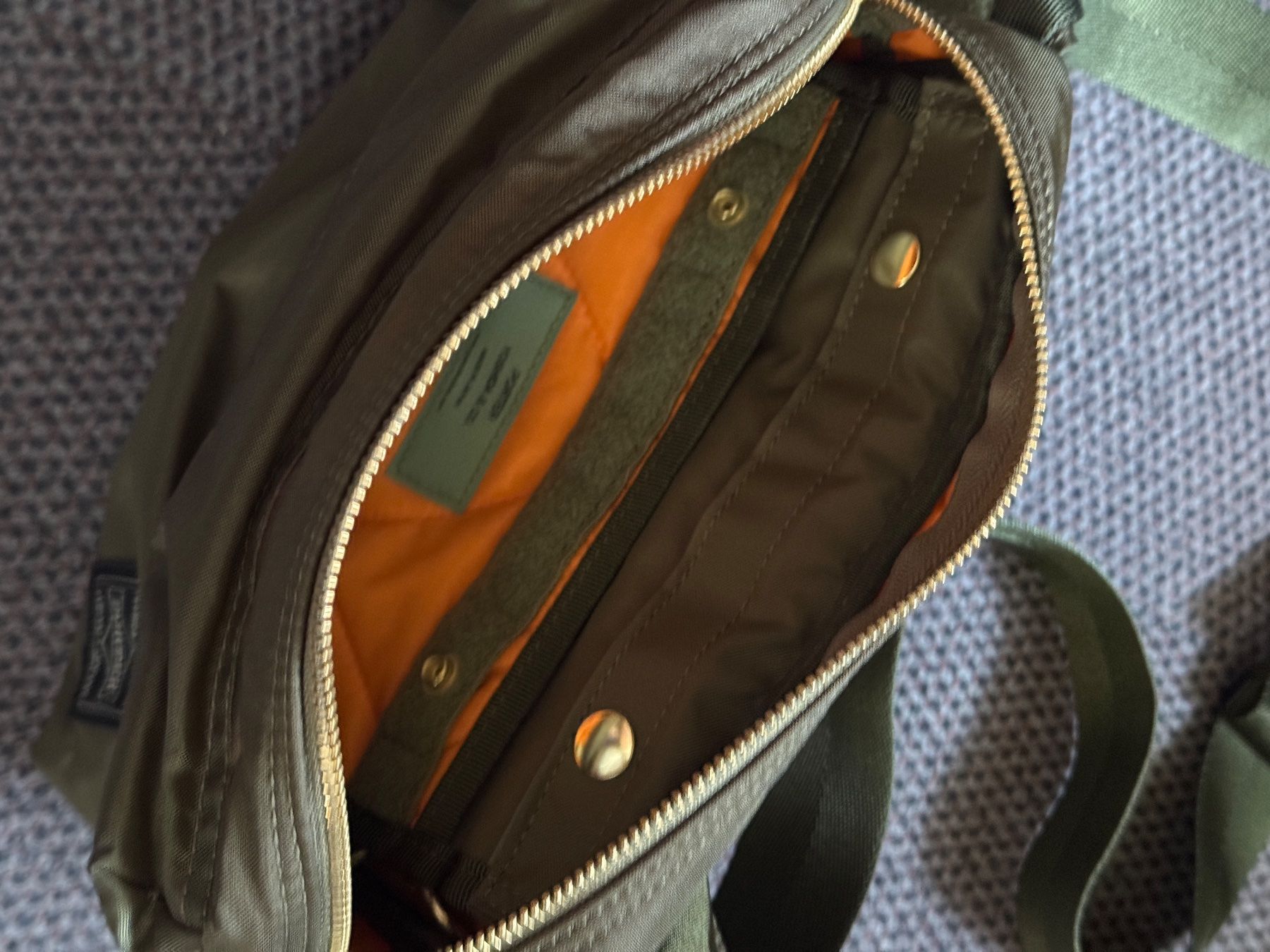 Taschen: PORTER-YOSHIDA & CO. Force Waist Bag Olive Drab – Neu (gemäss Beschreibung) aus Unterseen von SONY-CoolGo 4