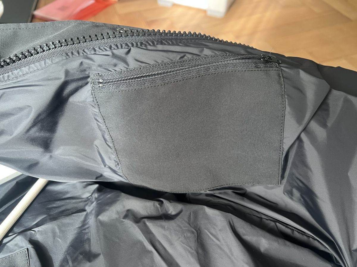 Giacche: Canada Goose schwarz Grösse XS  – Usato da Wängi venduto da VDMJ_ 3