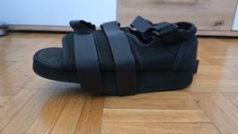 Orthopädischer Verbandsschuh / Entlastungsschuh - S -