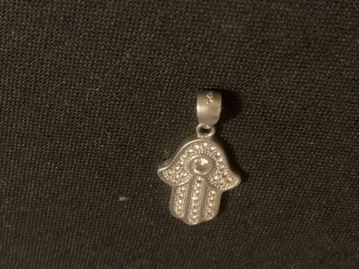Ciondoli: Fatima Anhänger Silber 925 – Nuovo (secondo la descrizione) da Schliern b.Köniz venduto da Nikk0tin 2
