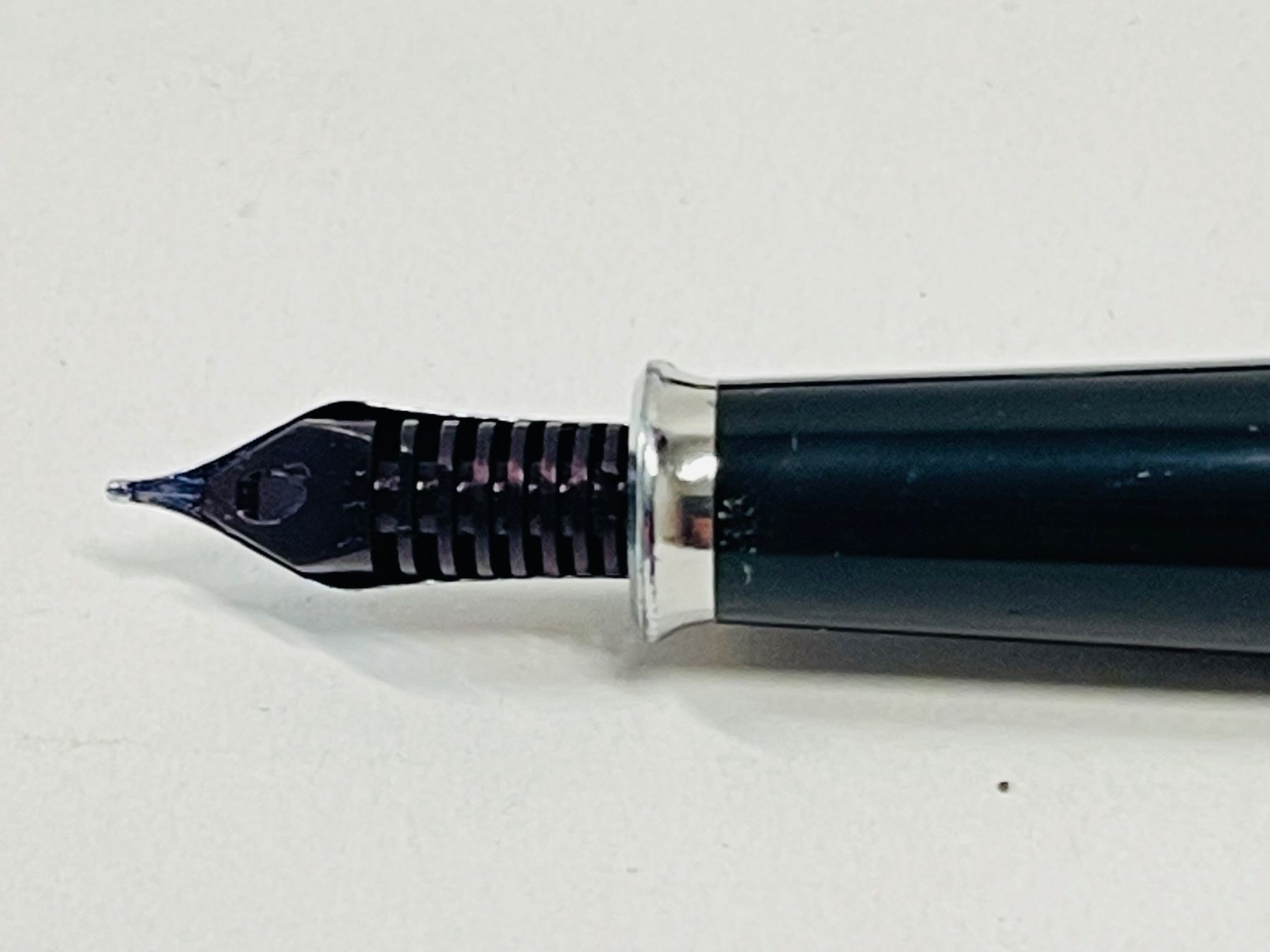 Penna & Evidenziatori: Gross Füllfederhalter mit Etui – Usato da Olten venduto da ELHANDEL 5