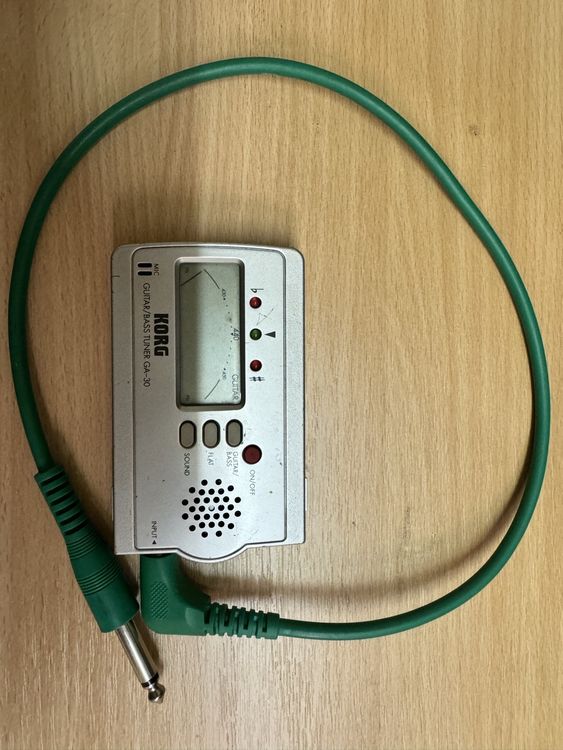 GUITAR/BASS TUNER GA30 Kaufen auf Ricardo