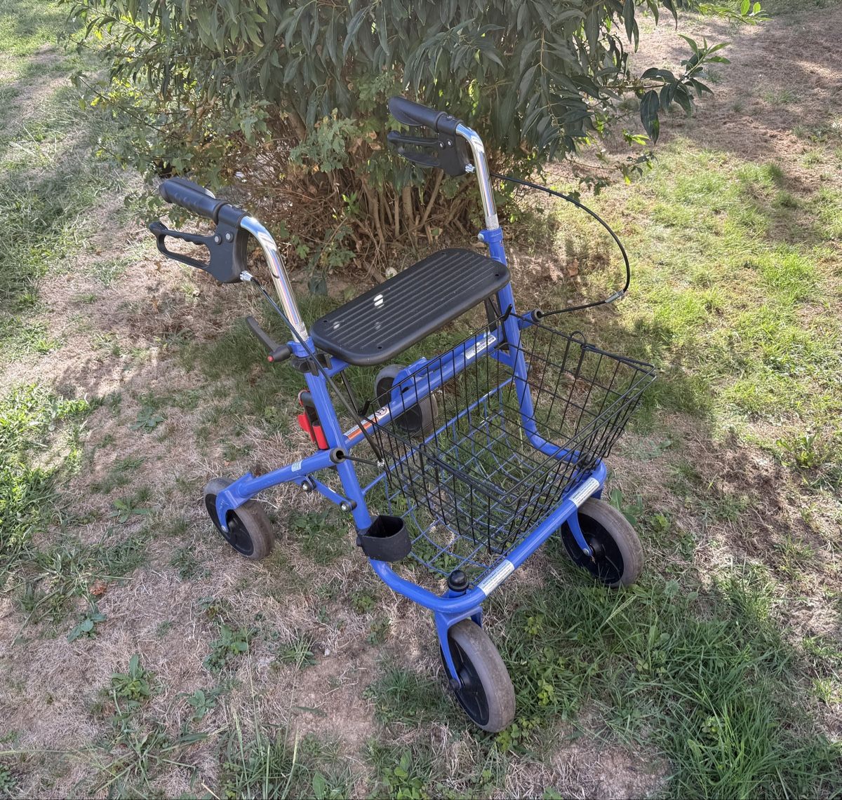 Ausili per la deambulazione: Rollator – Usato da Gerlafingen venduto da HungerDiva