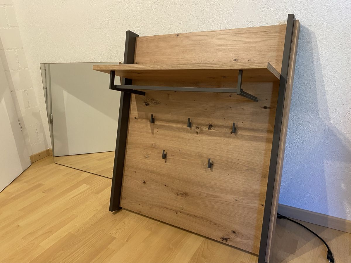 Porte manteau: Garderobe mit Bank und Spiegel – D'occasion à Oberbüren par Citro 1