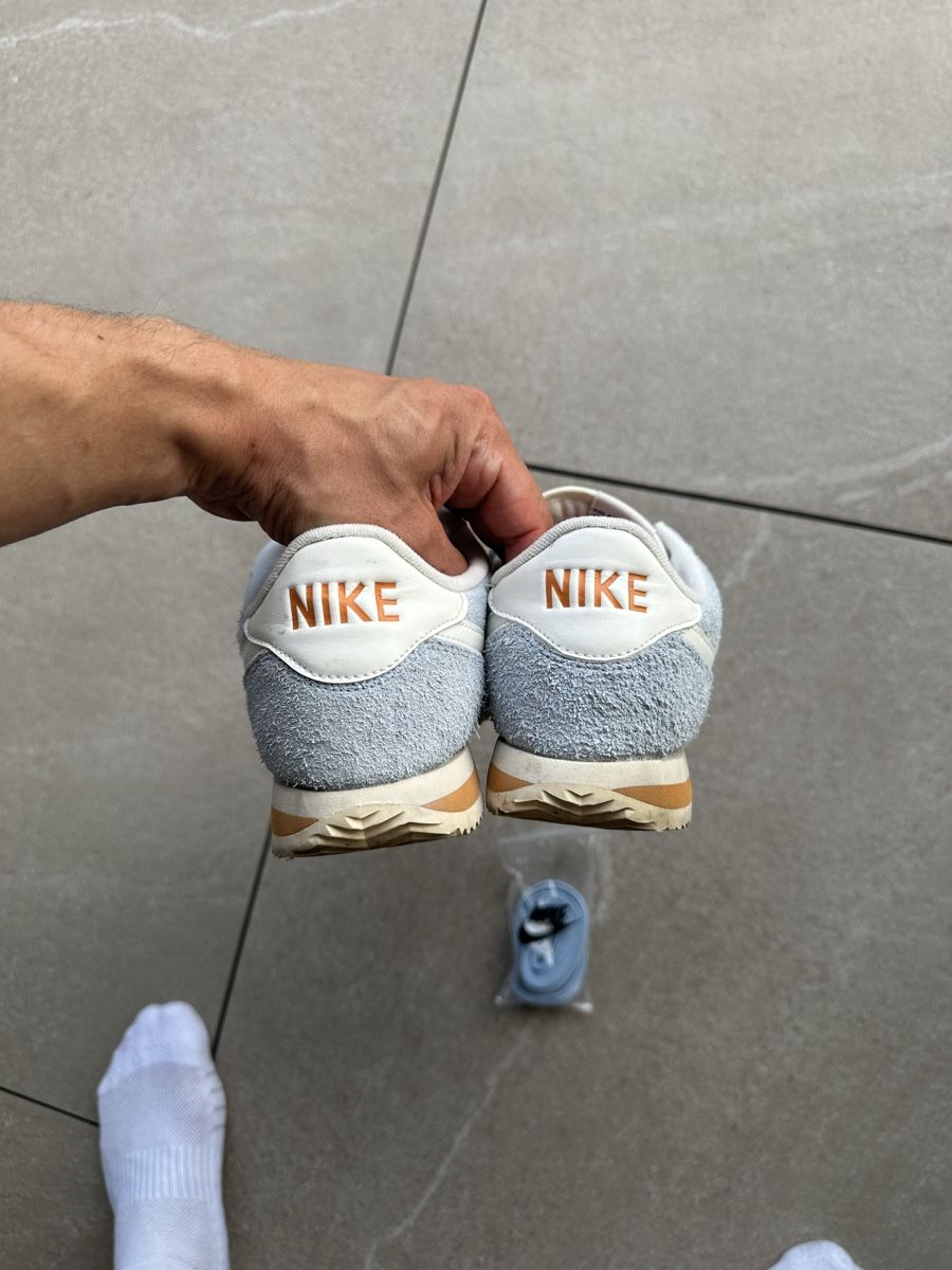 Nike Scarpe da uomo: Nike Cortez size 45 / like new – Nuovo (secondo la descrizione) da Zürich venduto da SunnySeller 1