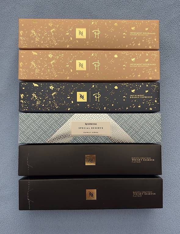 Nespresso Cibi & Specialità: Lot de capsules Nespresso Vertuo – Nuovo e nell'imballaggio originale da Yverdon-les-Bains venduto da ele_z7jf