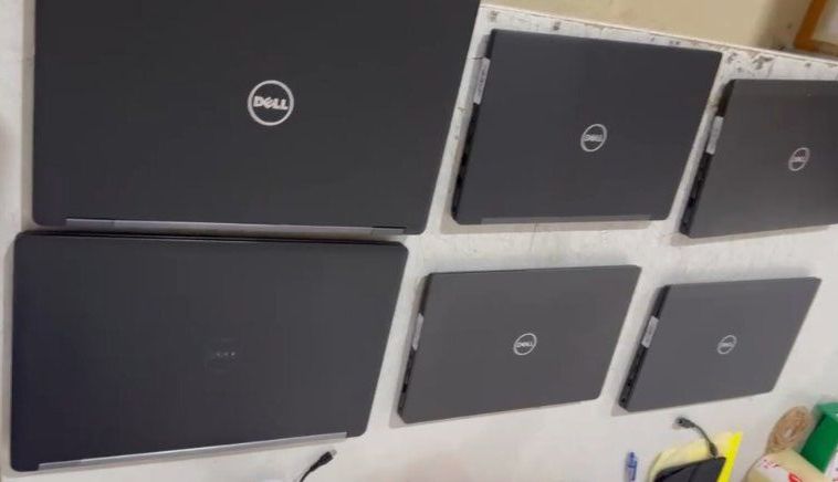 Dell Portables: 889x Dell Laptop Mix – D'occasion à Ried (Muotathal) par tz2_zfk6 6