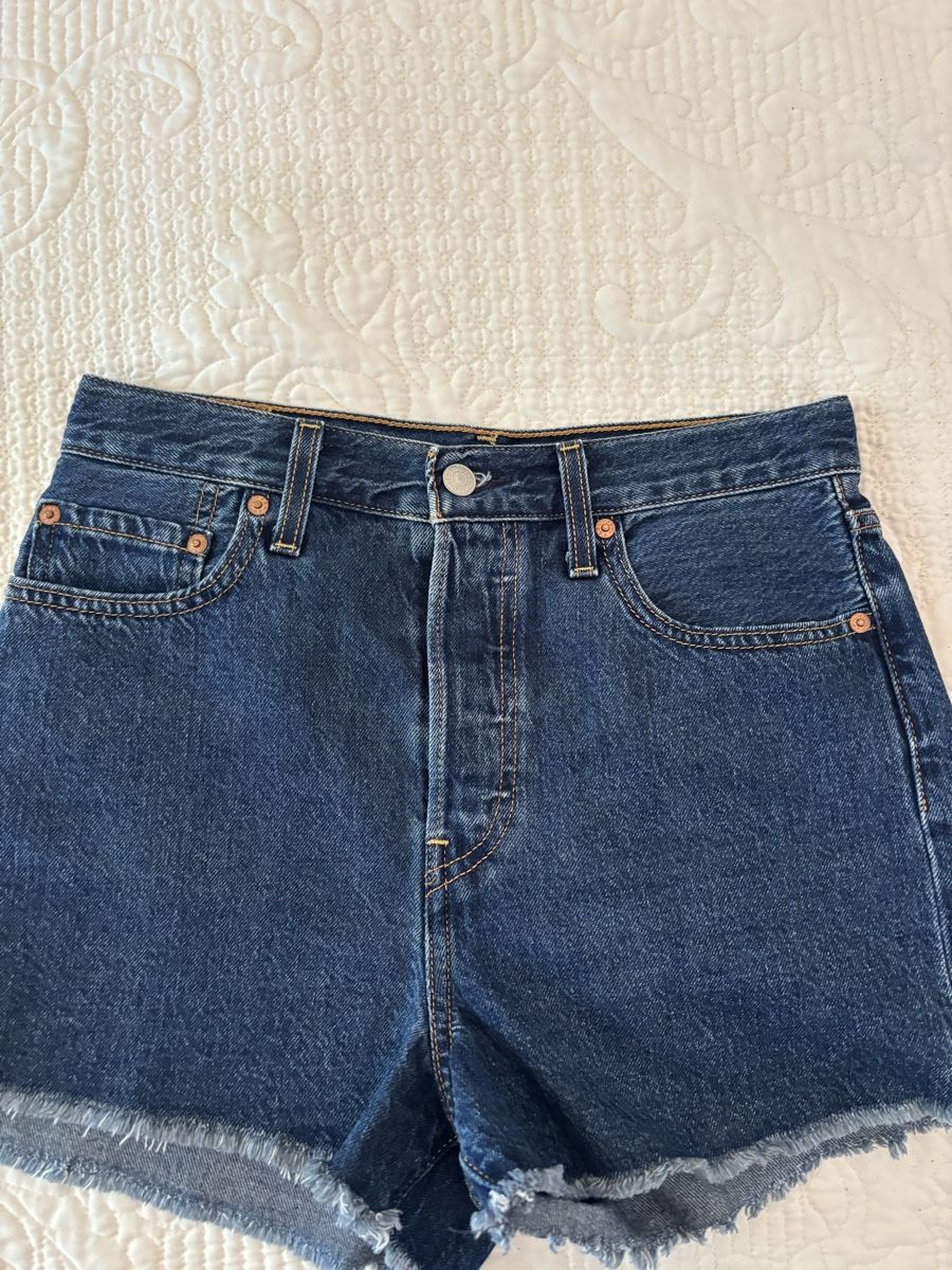 Levi's Jeans: Levis Damen Jeans Shorts, Grösse 28 – Nuovo (secondo la descrizione) da Zug venduto da alex___4 1
