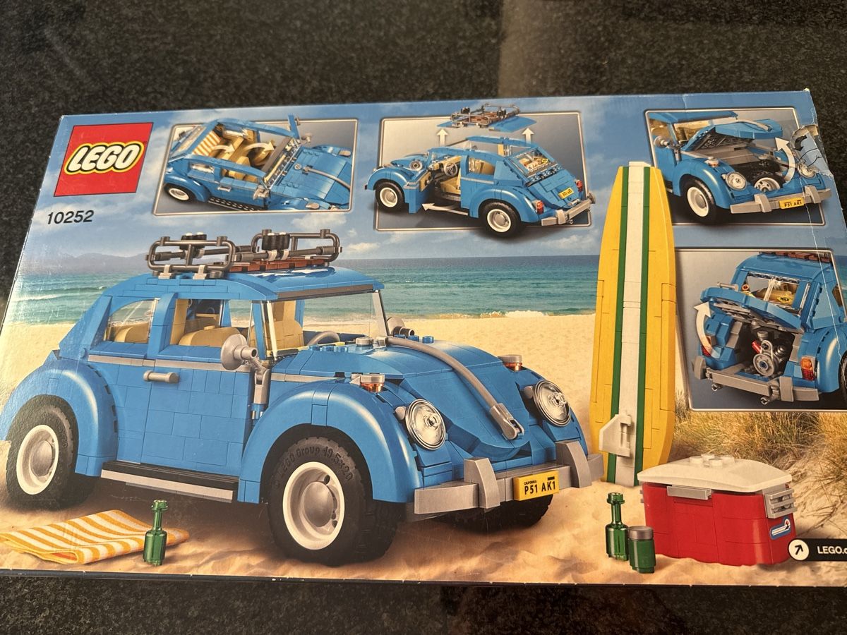 Lego Kit di costruzioni: Lego Creator 10252 VW Käfer mit Surfbrett – Usato da Stäfa venduto da Cinderalla 1