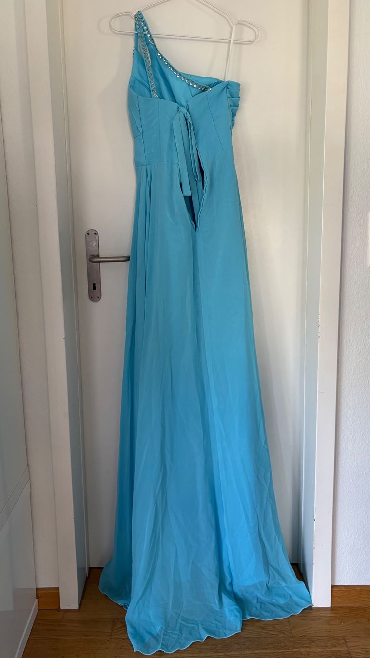 Robes: Abendkleid – Neuf (Voir description) à Luzern par yves_93 2