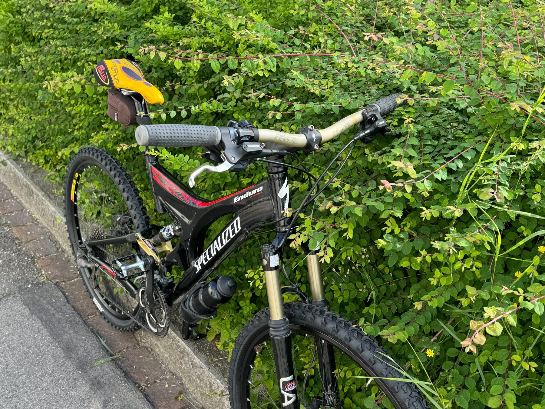 Biciclette: SPECIALIZED Enduro Expert FSR – Usato da Zürich venduto da  3