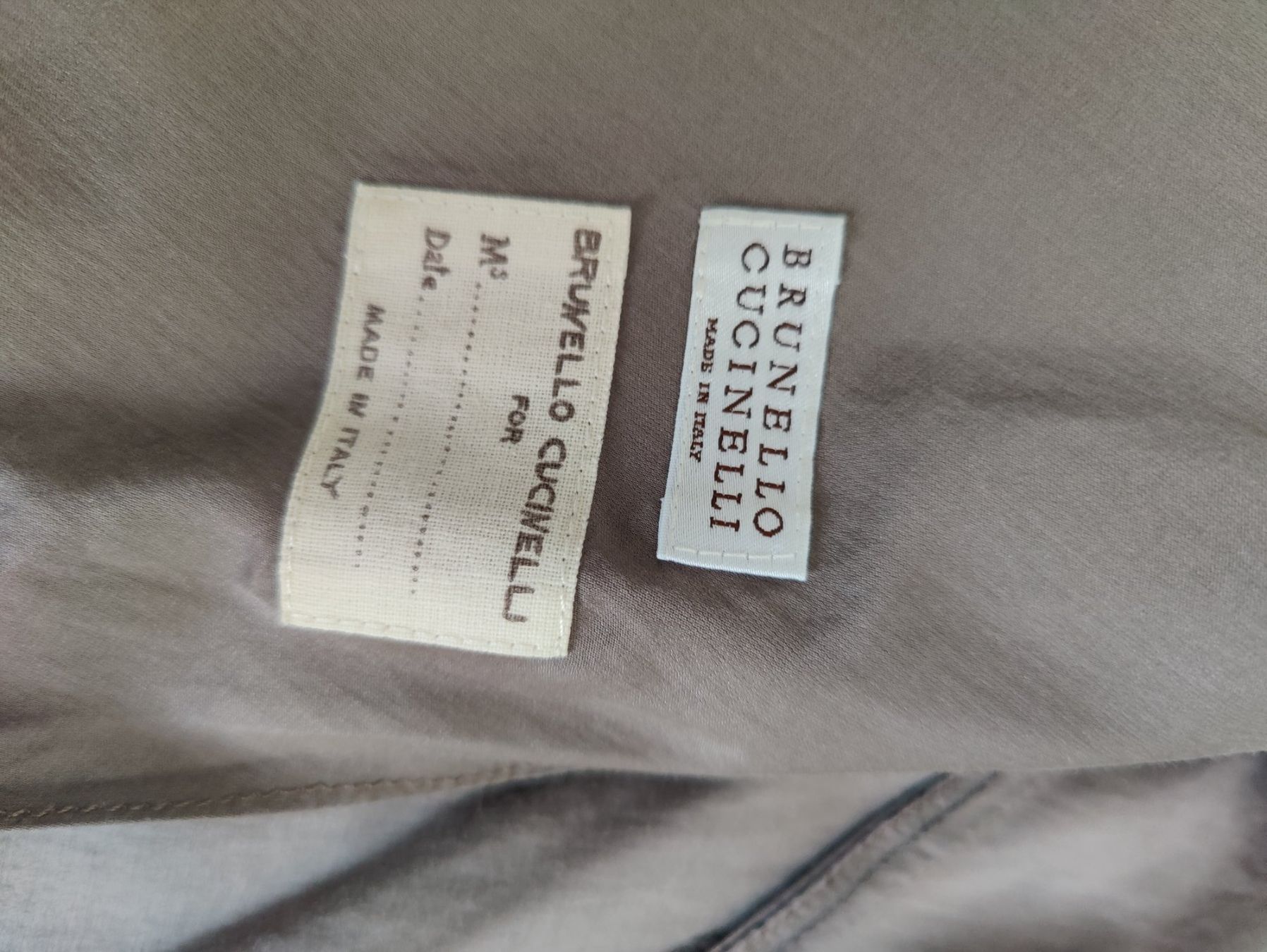 Brunello Cucinelli Jacken: Brunello Cucinelli taupe silk jacket blazer 42 – Gebraucht aus Geneve von readycat 6