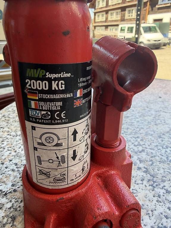 Tutti gli attrezzi: Stockwagenheber 2000kg, gebraucht – Usato da Necker venduto da liq24 3