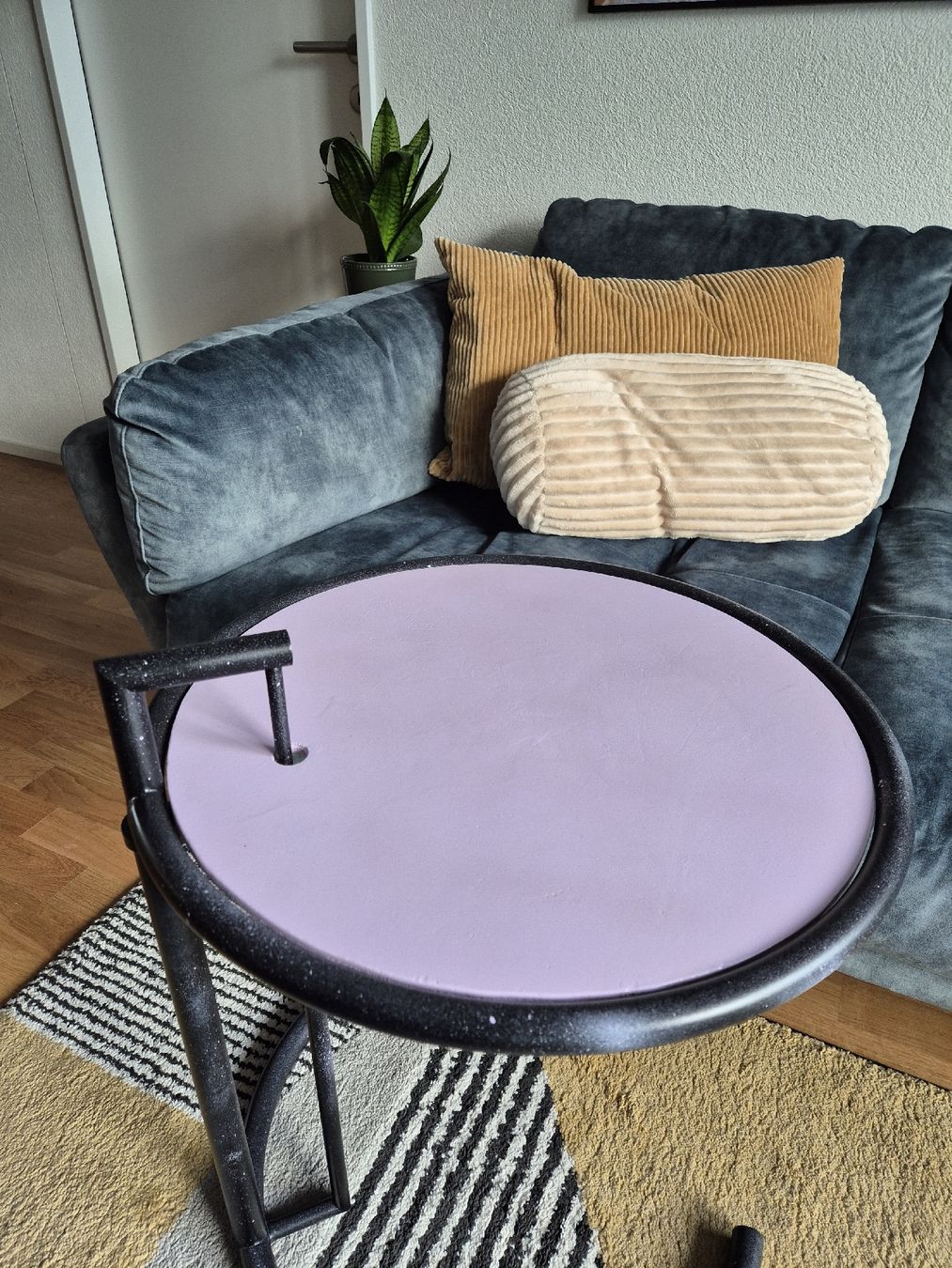 Tavoli: Beistelltisch Table E 1027 – Usato da Kriens venduto da julbae 3