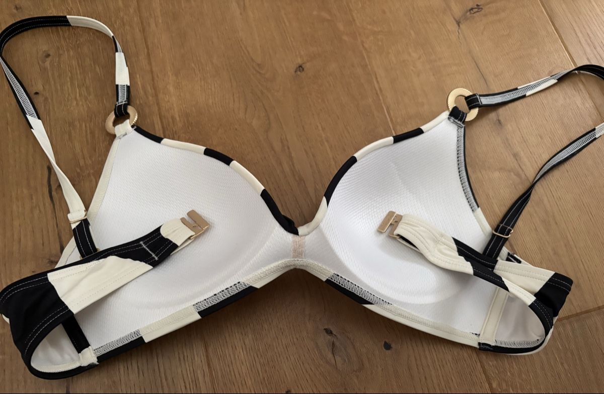 Triumph Costumi da bagno & Bikini: Bikini 38 Triumph Black White/Size S – Nuovo (secondo la descrizione) da Windisch venduto da bymarikaa 4