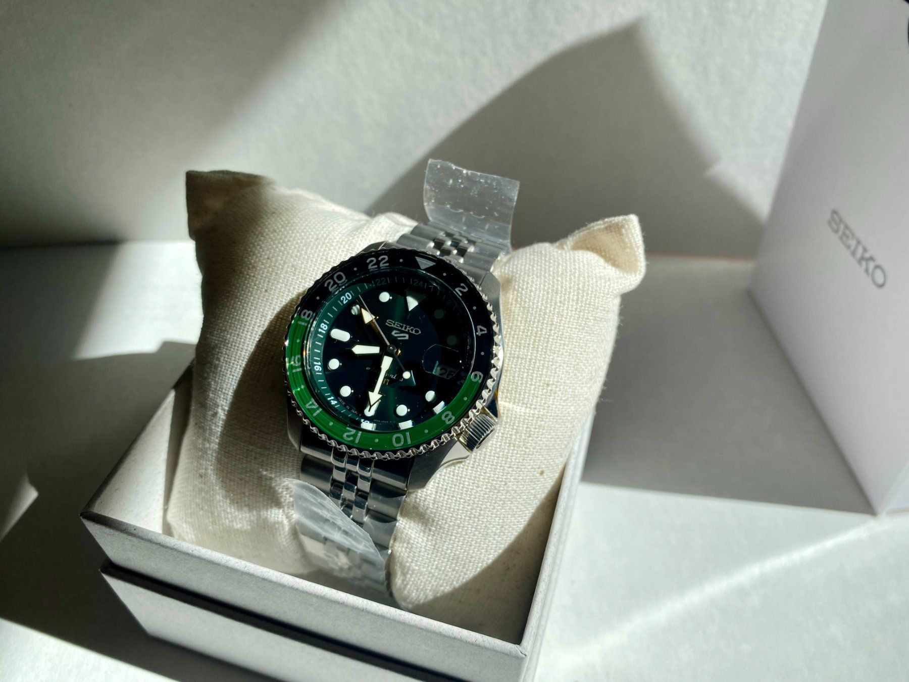 Seiko Orologi: Seiko SSK GMT Deep Green New ! – Nuovo (secondo la descrizione) da Genthod venduto da Fejmeo 7