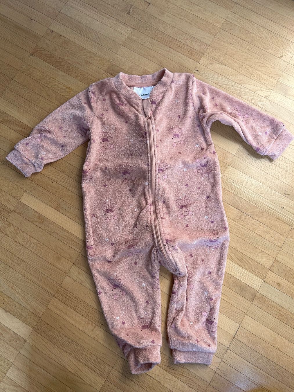 Lotti & Set di vestiti: Baby Pyjama Set – Nuovo (secondo la descrizione) da Zürich venduto da Ella_88 1