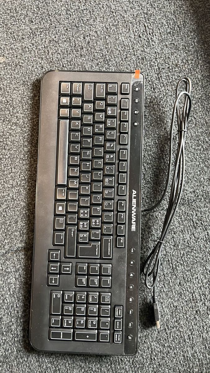 Tastaturen: Alienware Tastatur Gaming Keyboard – Neu (gemäss Beschreibung) aus Zürich von Ahuran