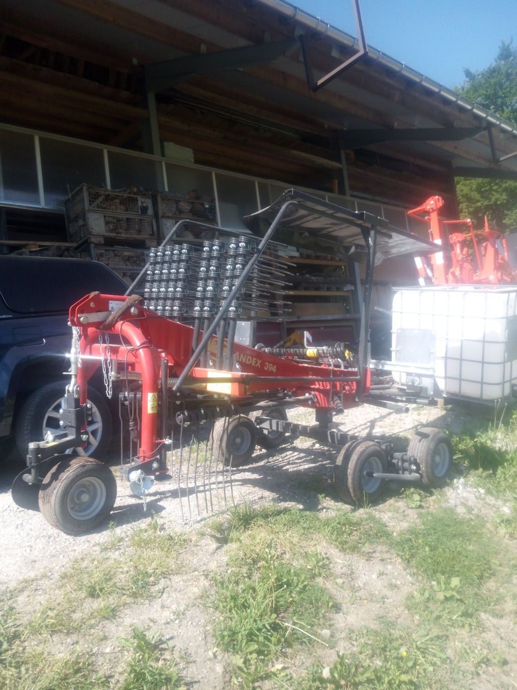 Raccolta foraggio grezzo: Kreiselschwader Vicon – Usato da Rüttenen venduto da Dart4 4