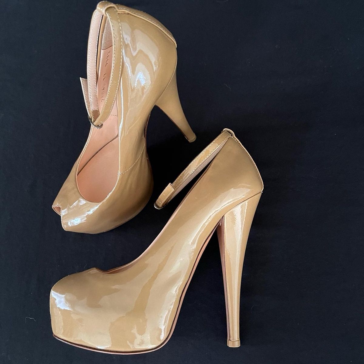 Zanotti Scarpe da donna: GUISEPPE ZANOTTI Heels – Usato da Emmen venduto da Avviivva_Com2023 3