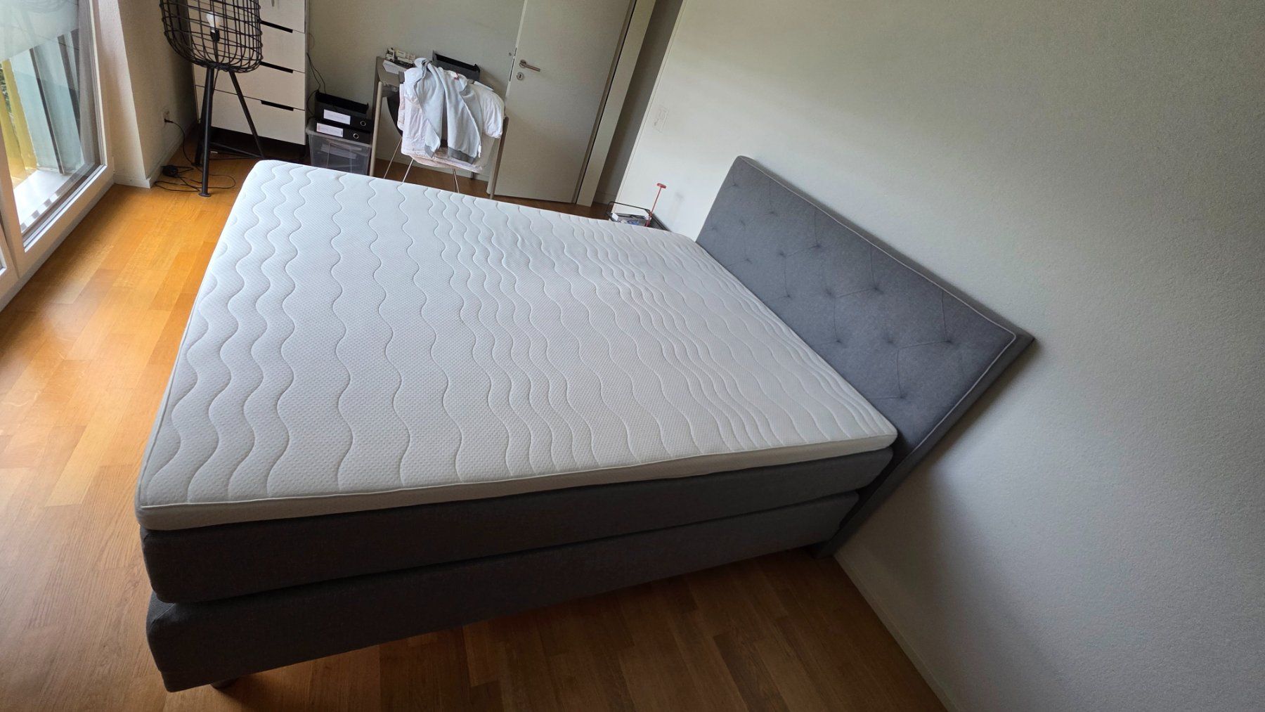 Pfister Letti: Boxspringbett 160x200,Grau – Usato da Näfels venduto da jayjay1968 1