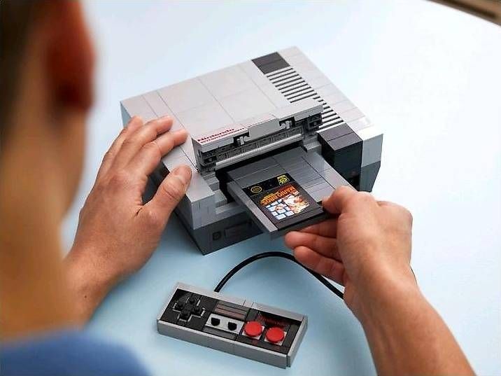Baukästen: LEGO Nintendo Entertainment System – Neu und originalverpackt aus Basel von HideoGojira 2
