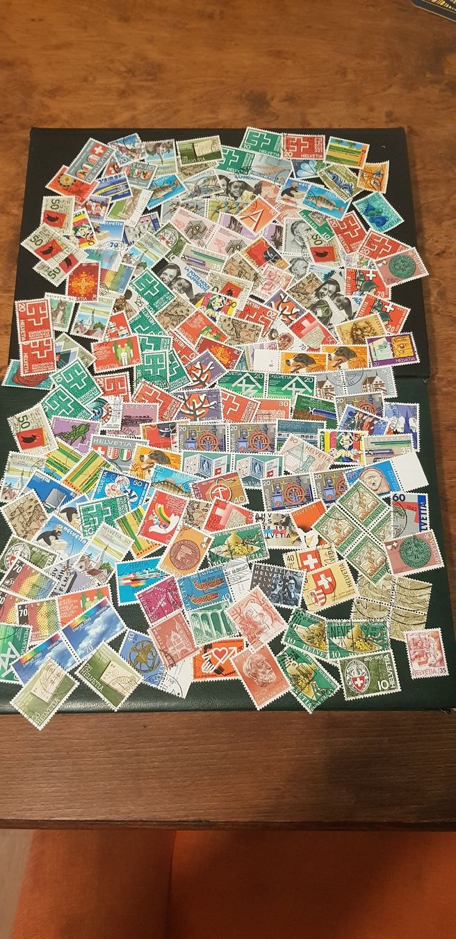 Tous les timbres: Schweizer Briefmarken Sammlung – D'occasion à Jona par Glareola