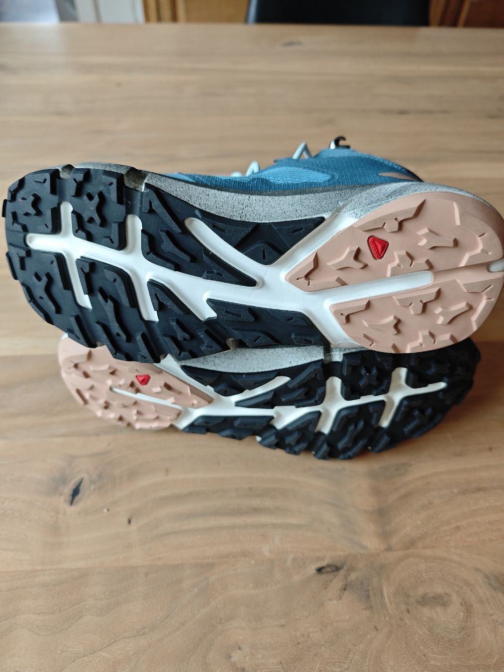 Scarpe da donna: Wanderschuhe Salomon Damen Gr. 39 – Nuovo (secondo la descrizione) da Huttwil venduto da mruch1 3