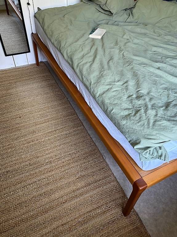 Letti: Bettgestell 150 x 200 cm  Eichenholz-Optik, modernes Design – Nuovo e nell'imballaggio originale da Pohlern venduto da ais_whw9 2