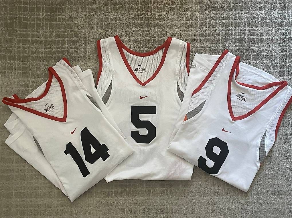 Camicie, T-shirt & Polo: Trainings-Shirts für Kinder – Usato da St. Gallen venduto da sqzxm72