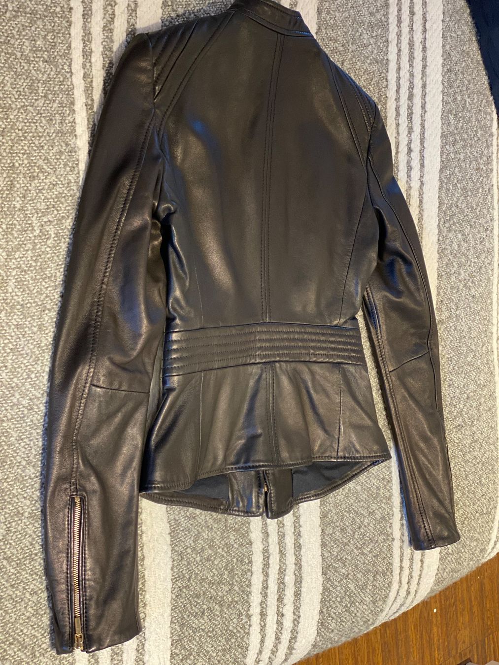 Hugo Boss Giacche: Hugo Boss Blazer -Lammleder- Gr.32 – Usato da Wollerau venduto da MX-TS 5