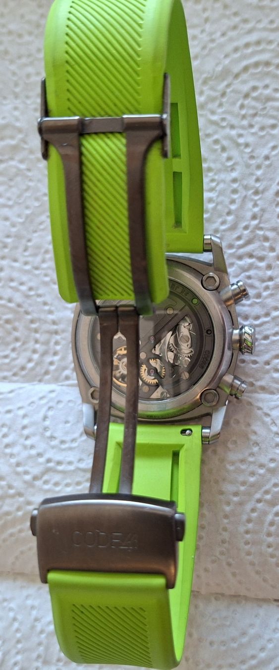 Montres: Code 41, NB 24, modèle vert, première génération. – Défectueux à Lausanne par nieriker 6