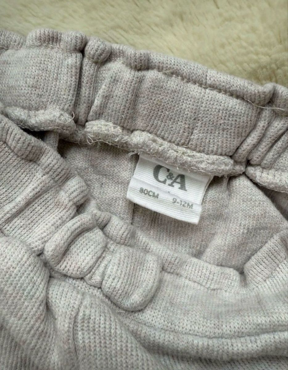 C&A Pantaloni: Pantalon C&A Bébé 80cm (9-12 mois) – Nuovo (secondo la descrizione) da Sion venduto da fer_gwz6 1