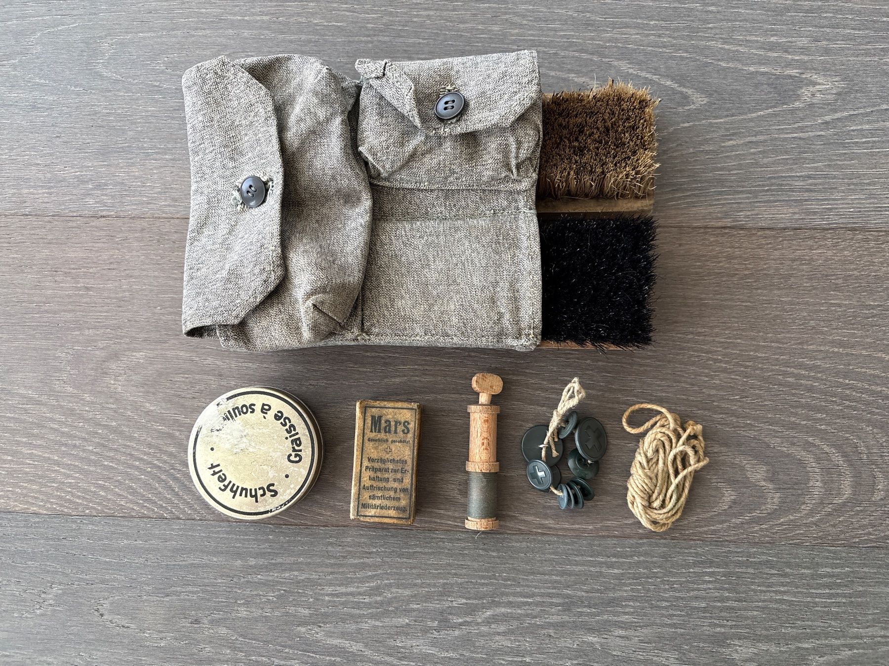 Schweizer Armee Altro in  Abbigliamento & Accessori: Mannsputzzeug Ord. 1914 fast komplett – Usato da Hünenberg venduto da Betsch1