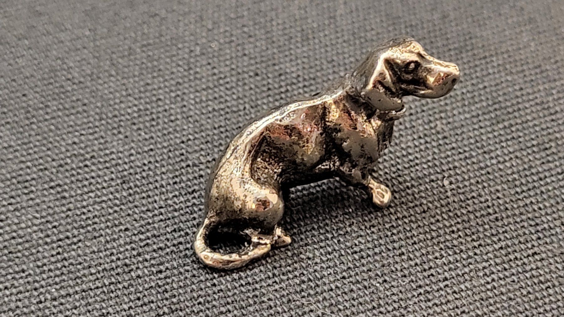 Statuette: Kleiner Metall-Dackel "VIII" – Usato da Basel venduto da spinne02 4