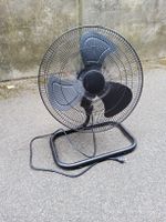 Industrie-Bodenventilator 45 cm / 18 Zoll – 120 W – neuwerti