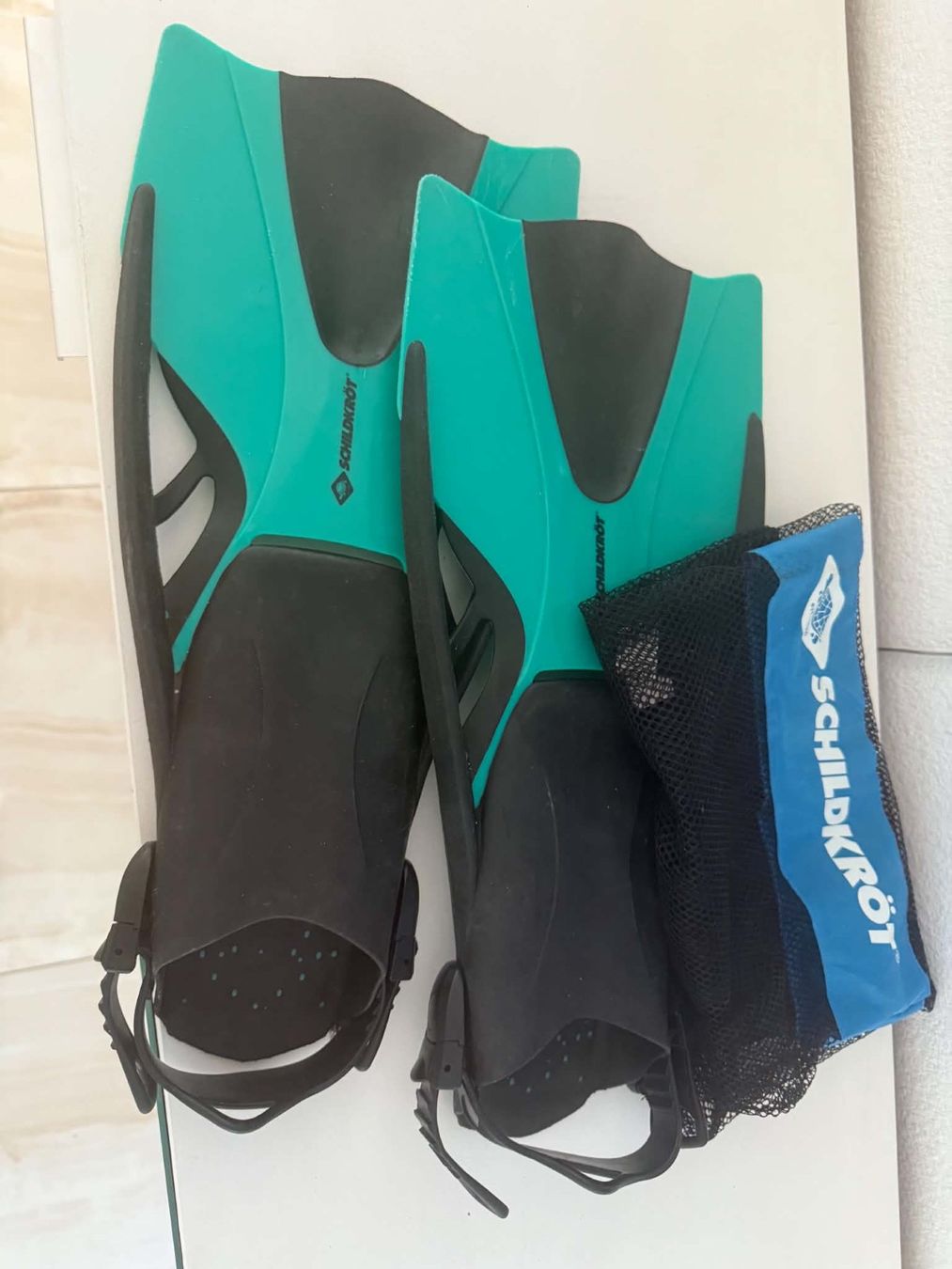 Flossen, Masken & Schnorchel: Schwimmflossen Schildkroet mit Tasche – Gebraucht aus Bern von Miraitrading 1