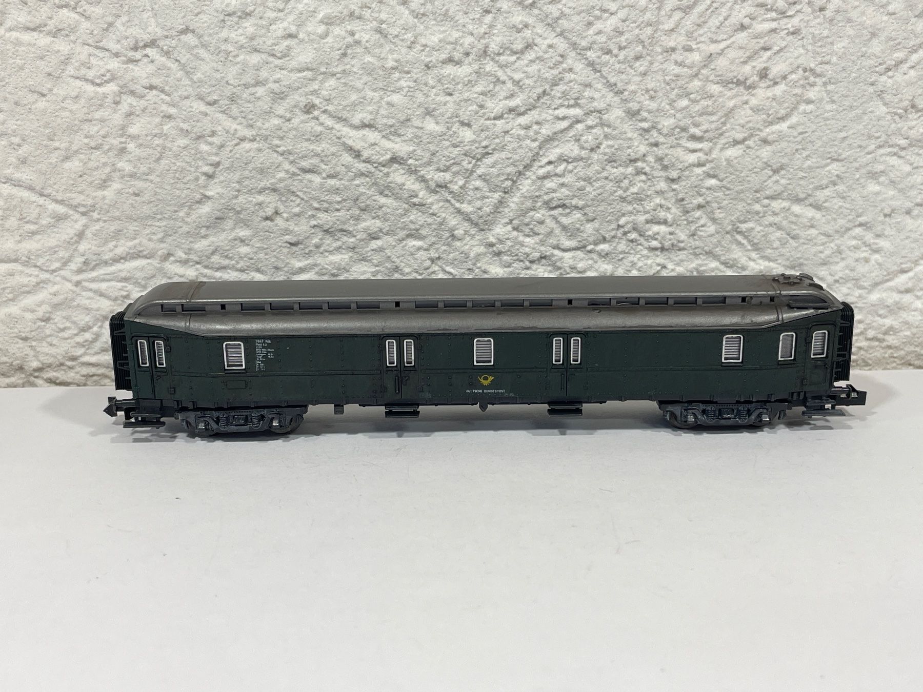 Roco Modellini di ferrovie: Roco 2260 Hechtwagen Bahnpostwagen DB – Usato da Wilderswil venduto da Modellbahn-Shop-Moll 2
