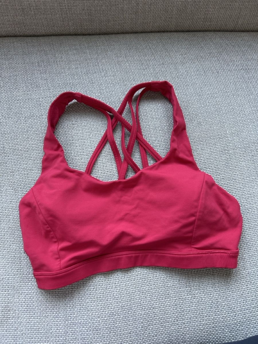 Lululemon Autres dessous: Lululemon Bra Size 6 – D'occasion à Bad Ragaz par vjmast 2