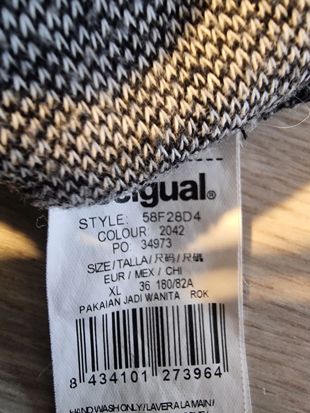 Desigual Kleiderpakete: Lot Desigual XL – Gebraucht aus st-Léonard von Pegaze0 5