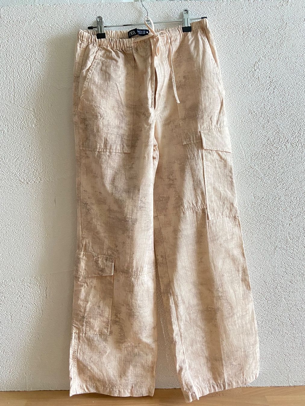 Zara Pantaloni: ZARA Cargo Hose (S) – Nuovo (secondo la descrizione) da Thalwil venduto da Luninul 1