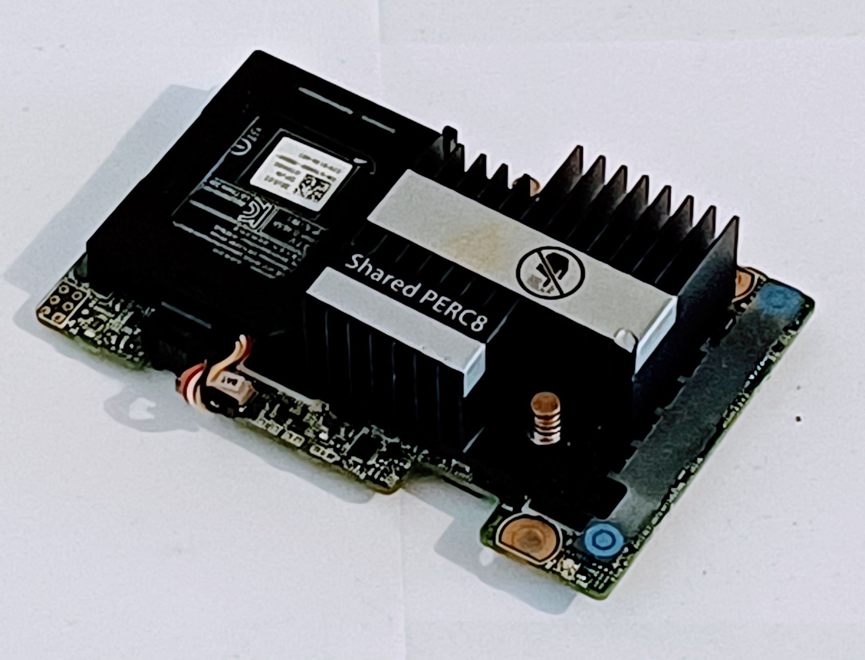 Server: Dell Shared PERC 8 RAID Controller – 0P3WV4 – PowerEdge VRTX – Usato da Zürich venduto da Sashaaa 3
