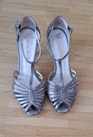 Sandales gris argenté en cuir