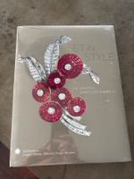 Set in Style: The Jewelry of Van Cleef & Arpels - Neuf