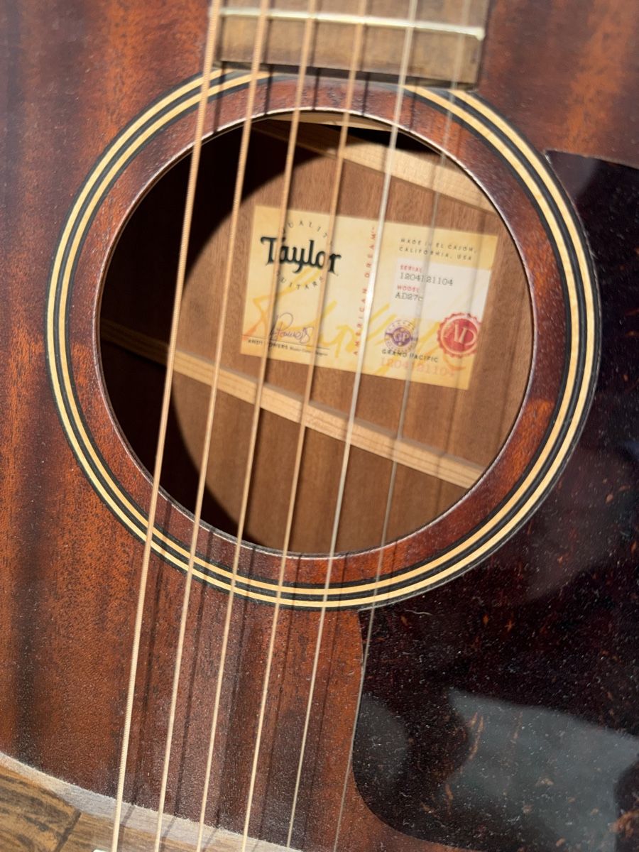 Taylor Strumenti musicali: Taylor American Dream AD27e in good condition – Usato da Basel venduto da yelle 2